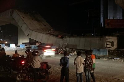 Two Hurt as Concrete Slab of Under-construction Flyover Collapses at Gurugram's Sohna Road