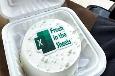 ‘Freak In The Sheets’: CA Aspirant Receives The Funniest Cake From Friend A Day Before Exam