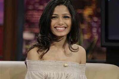 Slumdog's Pinto could be the next 007 babe