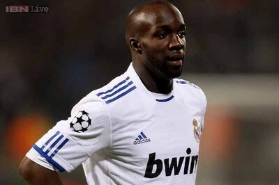 QPR sign midfielder Lassana Diarra