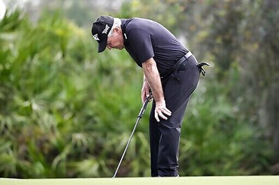 Trump Honors Golfing Greats With Award In Private Ceremony