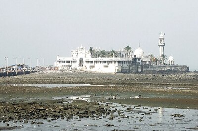 Bombay High Court seeks government's view on women's entry in Haji Ali by February 9