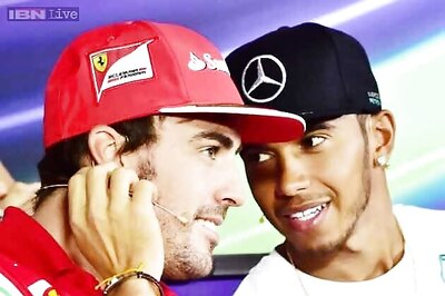 Fernando Alonso a top target for Mercedes if Lewis Hamilton leaves