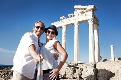 Facebook 'Likes', Instagram 'Double-taps' Influencing Travel Decisions