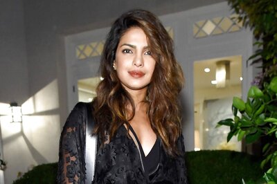 Have You Seen Priyanka Chopra's Recent Photo With Dilip Kumar, Saira Banu?