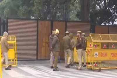 ED Conducts Raids in Kolkata in Bengal School Jobs Scam