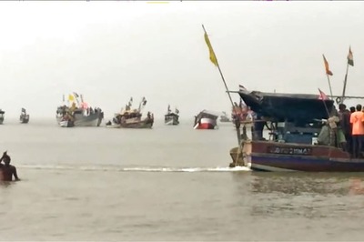 3 Schoolchildren Killed, 32 Rescued After Boat Capsizes in Sea Near Maharashtra's Dahanu