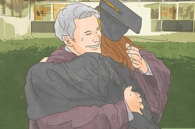 How to Become a Marketing Researcher