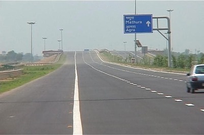 Yamuna Expressway: Farmers protest against toll tax