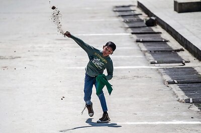 Mobile Internet Connectivity Blocked in Kashmir