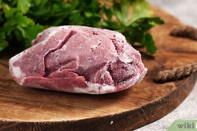 How to Defrost Meat in the Microwave