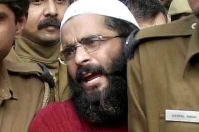 J&K: Hurriyat calls for four-day mourning for Afzal Guru