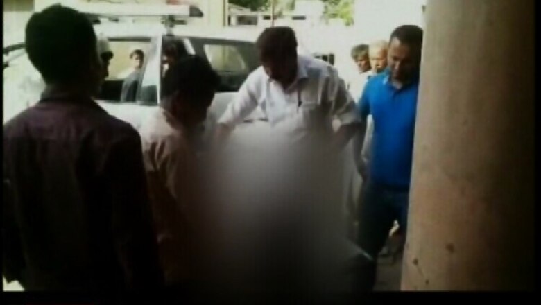 Vyapam related death toll rises, Madhya Pardesh CM agrees to send journalist Akshay Singh's viscera sample to AIIMS