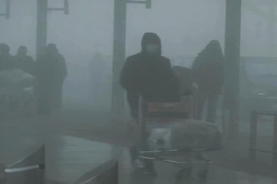 Over 50 Flights Delayed Due to Dense Fog at Delhi Airport as Visibility Reduced to Zero