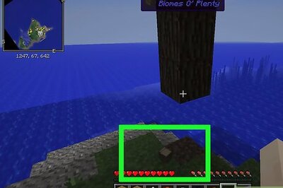 How to Use Enchanted Books in Minecraft
