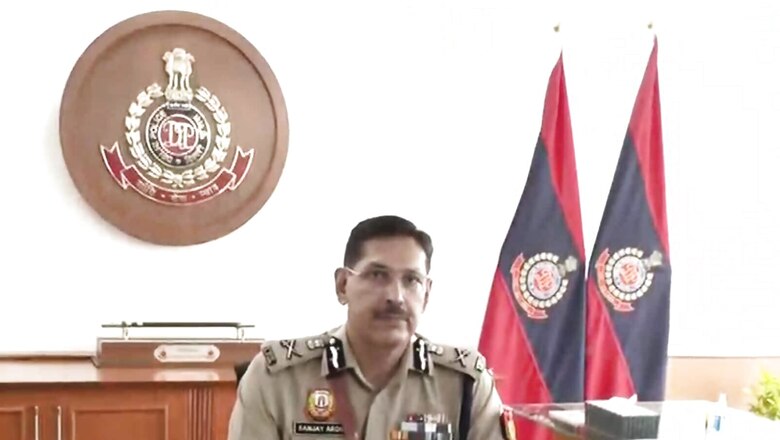Senior IPS Officer Sanjay Arora Takes Charge as Delhi Police Commissioner; Hands Over ITBP D-G Charge to Batchmate