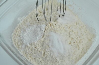 How to Make Chocolate Chip Pancakes