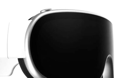 Apple Likely to Unveil a Sleek Headset. Is it the Device VR Has Been Looking for?
