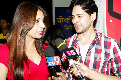 Raaz 3: Dino Morea finds Bipasha Basu scary