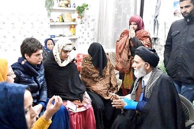Priyanka Gandhi Meets Kins of Victims Injured During Anti-CAA Protests in Muzaffarnagar