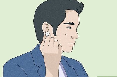 4 Simple Ways to Skip Songs with Your AirPods or Airpods Pro