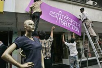 MNS can't hold city to ransom | Same rule in B'lore