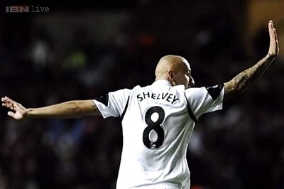 Swansea, West Brom edge closer to EPL survival