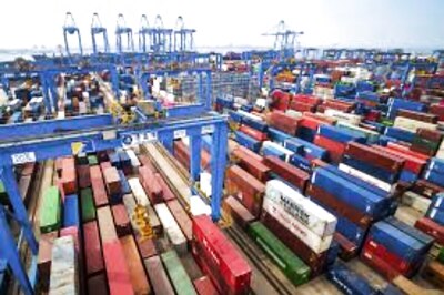 China 2020 Exports Up Despite Virus, Surplus Surges to USD 535B