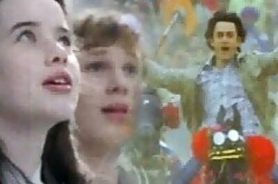 Rang De  opens to a long weekend