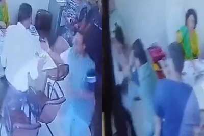 Kanpur Parent Thrashes, Punches Teacher For Punishing His Child, Video Goes Viral