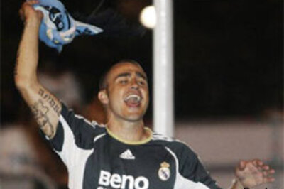 Cannavaro denies leaving Real Madrid