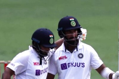 Twitterati Reacts After Cheteshwar Pujara Picked Over Rishabh Pant as Vice Captain for Bangladesh Test