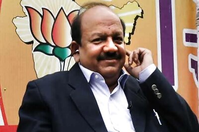 Health Minister asks CMs to consider raising VAT on tobacco products to 50 pc