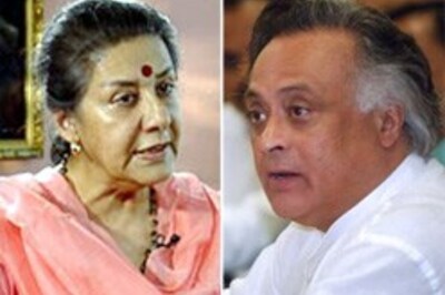 Jairam says sorry to Soni, yet Cong feud continues