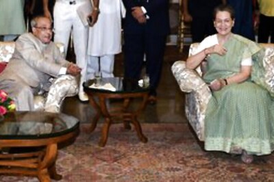 President Hosts Iftar Party at Rashtrapati Bhavan