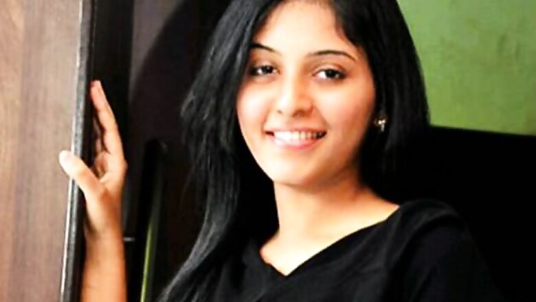 Tamil actor Anjali now shoots for a song in 'Singam 2'