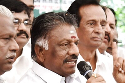 Madras HC Quashes Defamation Cases Against Panneerselvam, Palaniswami