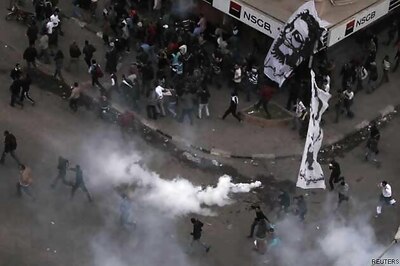 Egypt: Over 120 injured in clashes between activists, Islamists