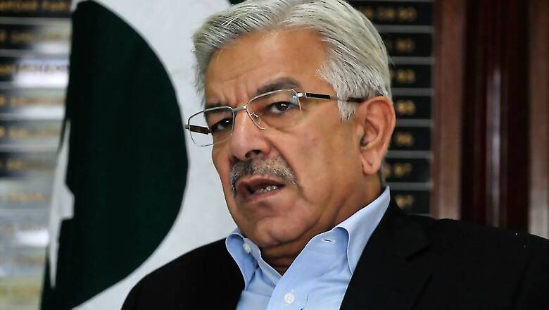 Pakistan's Foreign Minister Warns India Against Surgical Strikes on its Soil