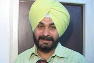 Sidhu unhappy with the Badals, submits resignation