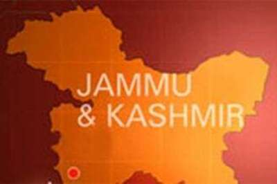 CRPF defuses bomb on Jammu-Srinagar highway