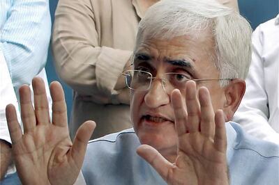 Khurshid cancels Haj trip amid Cabinet reshuffle reports