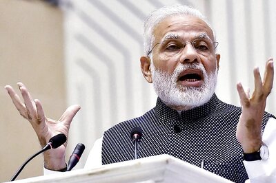 PM Modi Condoles Death of Fidel Castro