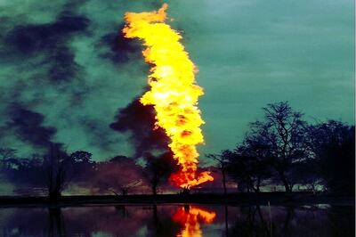 Top Army Brass Visits Baghjan Gas Well Tragedy Site, Monitors Progress of Capping Well