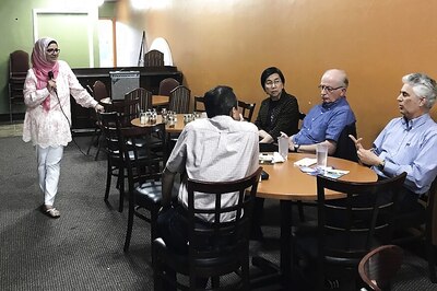 'Meet a Muslim' Campaign in US Hopes to End Islamophobia, Dispel Misconceptions