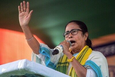 AIMIM, ISF Come a Cropper as Minorities Back Mamata Banerjee in West Bengal Blockbuster