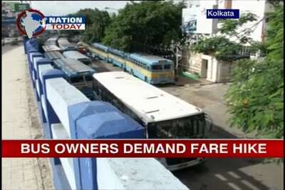 WB: Private bus unions on strike, demand fare hike