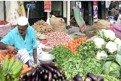 Retail Inflation Eases to 5.3 Percent in August as Food Prices Soften