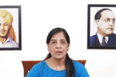 ‘Delhi CM Shouldn’t Resign, Govt Can Run From Jail’: AAP MLAs Tell Arvind Kejriwal's Wife Sunita