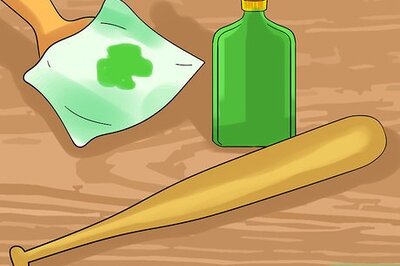 How to Clean a Softball Bat